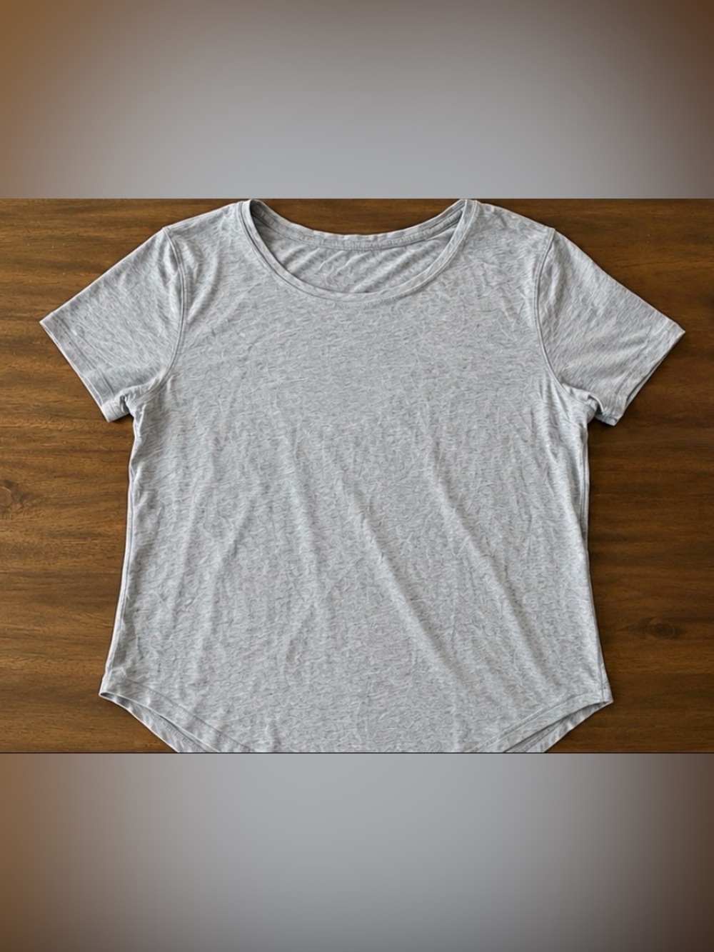 lululemon athletica Light Gray Short Sleeve Scoop Neck Top